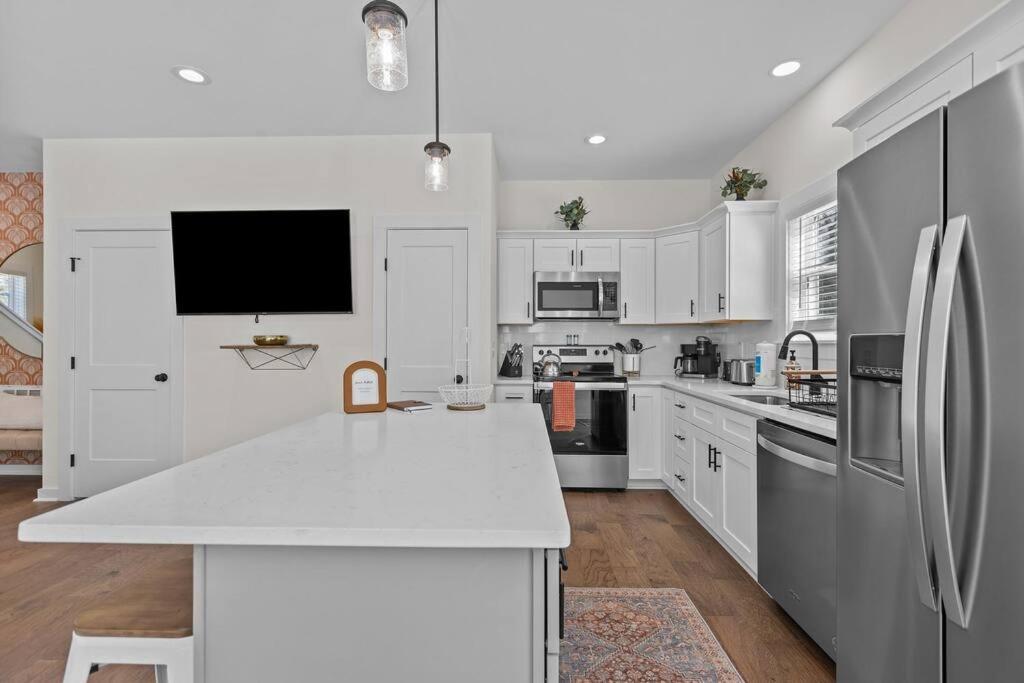 Contemporary Home, Close To Downtown And Nccu 더럼 외부 사진