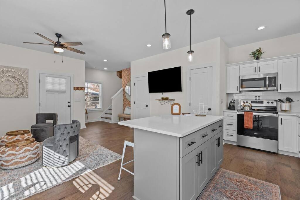 Contemporary Home, Close To Downtown And Nccu 더럼 외부 사진